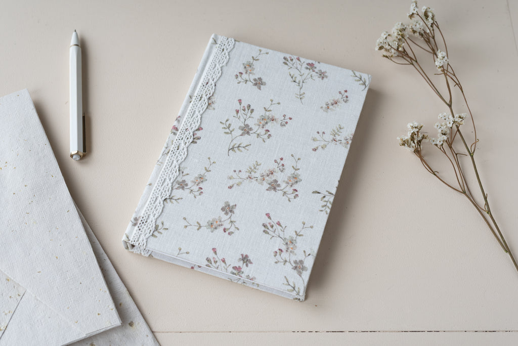 Fleurs bleues Atelier Pastourelle