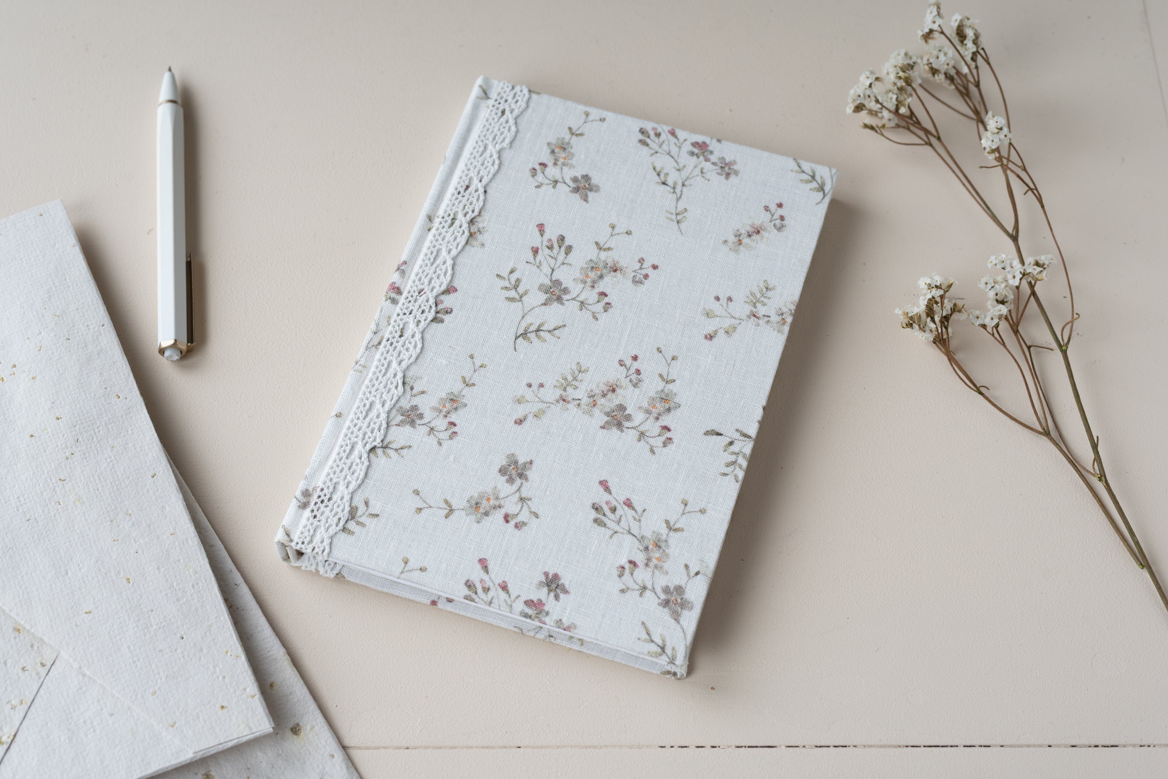 Fleurs bleues Atelier Pastourelle