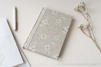 Carnet fleuri – Fleurs beiges Atelier Pastourelle