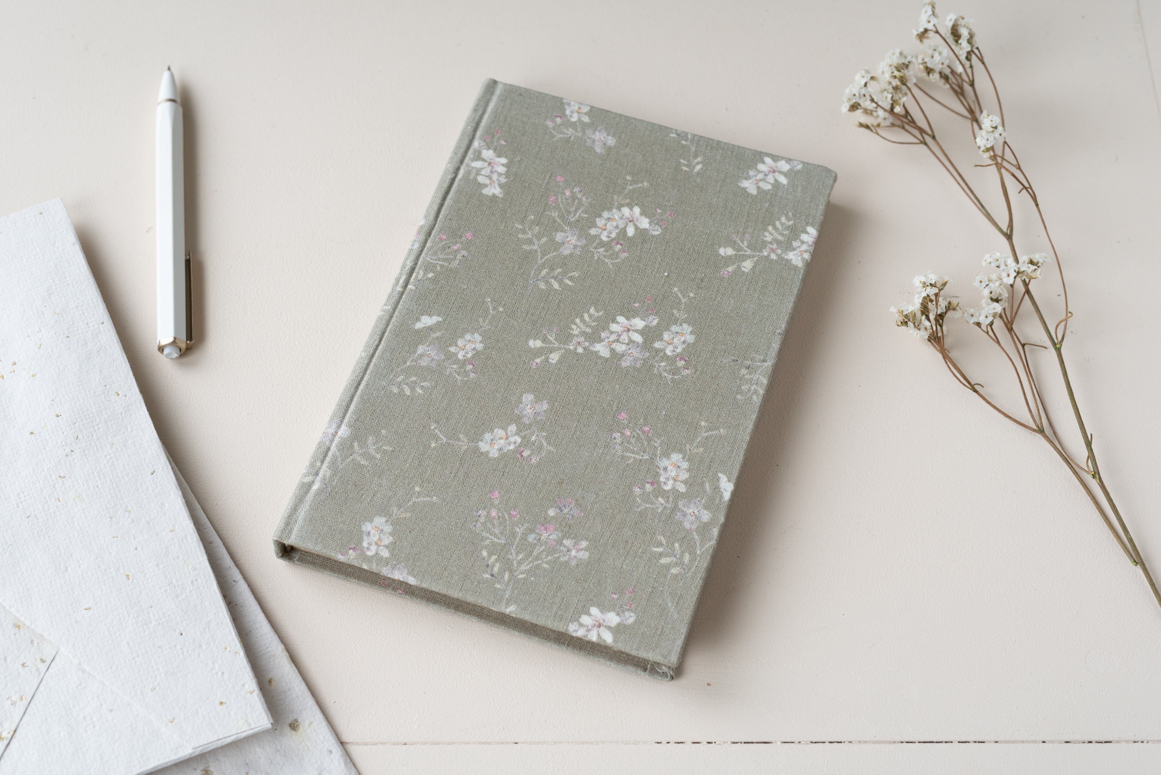 Carnet fleuri – Vert floral Atelier Pastourelle