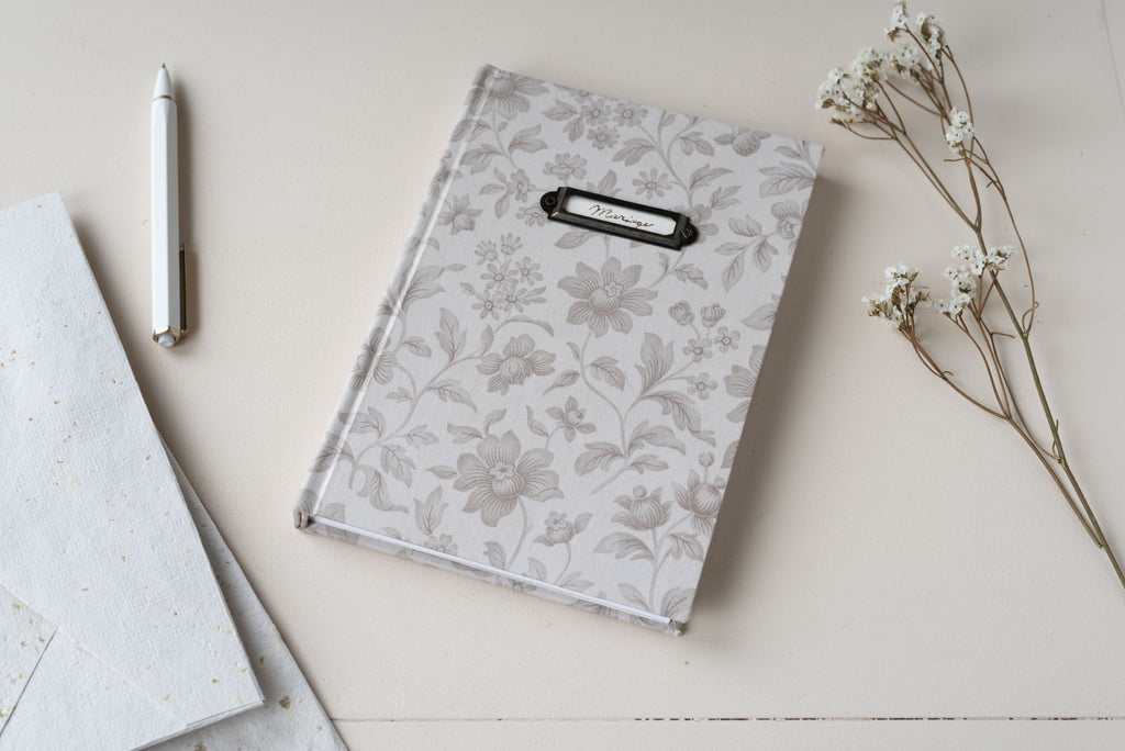 Personnalisable-Beige fleuri Atelier Pastourelle