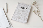 Carnet personnalisable – Beige fleuri Atelier Pastourelle