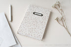 Carnet personnalisable – Pâle petites fleurs Atelier Pastourelle