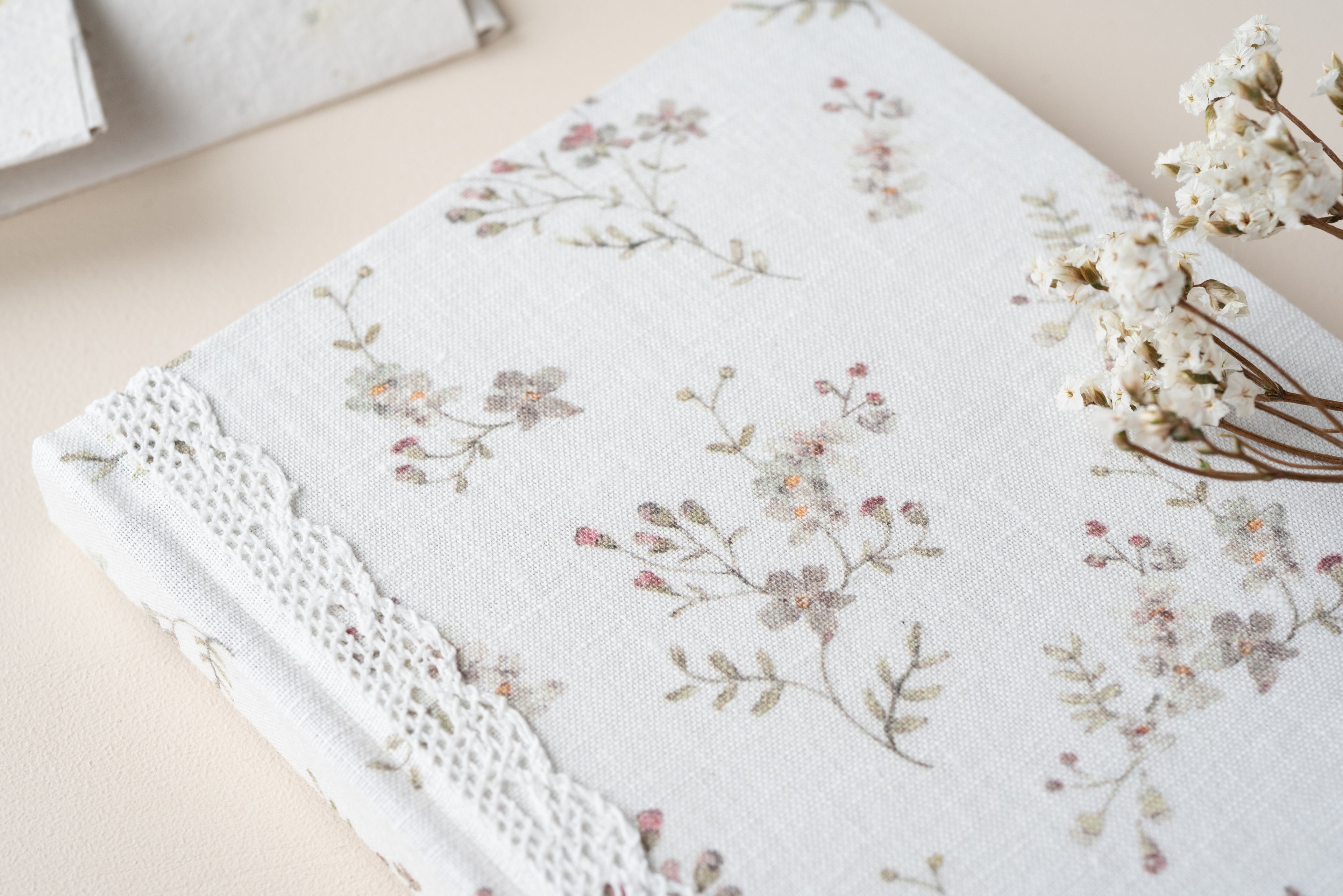 Carnet fleuri – Fleurs bleues Atelier Pastourelle