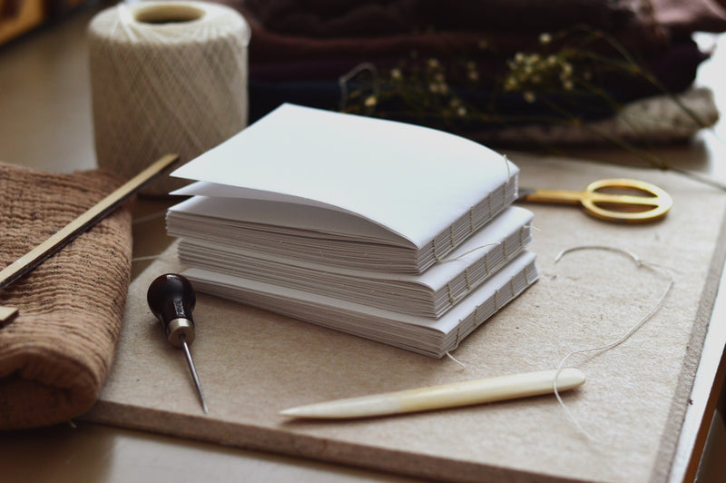 Collection de carnets personnalisables en tissu — papeterie artisanale fait au Québec
